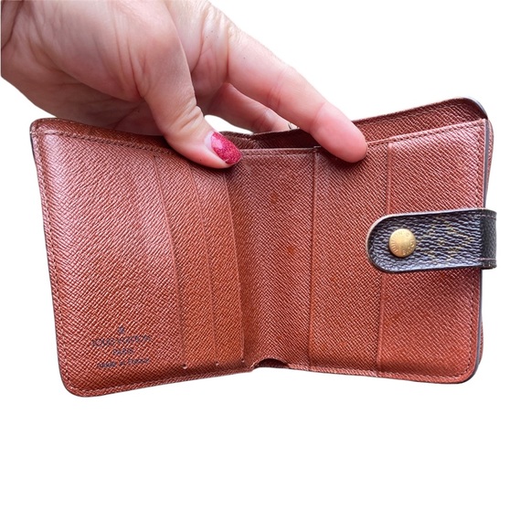 Louis Vuitton Signature LV Wallet 2000 - Picture 4 of 13